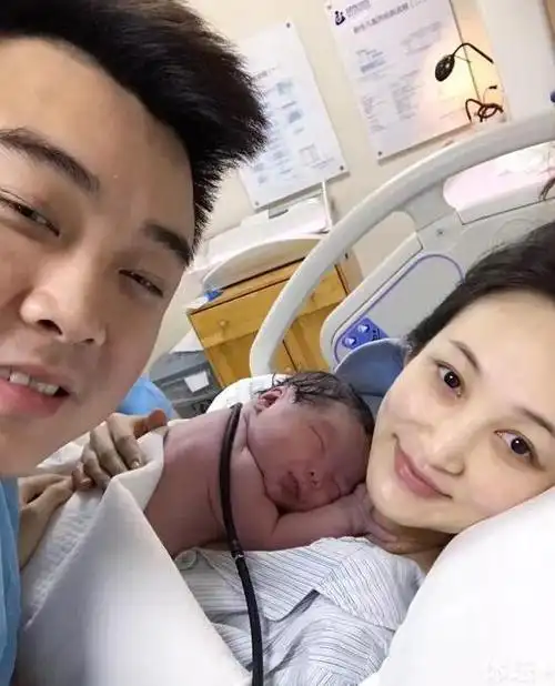 二胎成体坛明星标配 李娜三年抱俩郭晶晶将入列