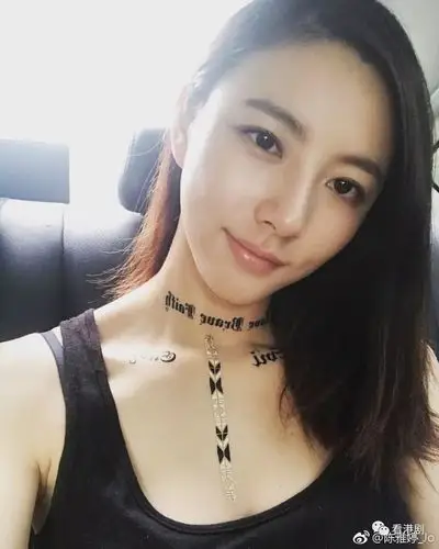 【反黑.多图】陈小春女友陈雅婷,清纯邻家风其实系model