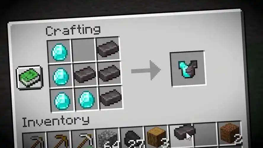 我的世界盔甲合成表比拼一半钻石一半绿宝石的盔甲你见过吗