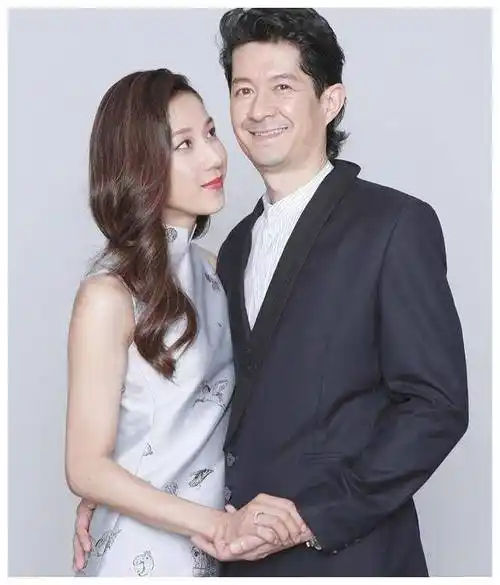 杨怡是tvb的当家花旦,2016年嫁给了相恋5年的男友,婚后减少活动,专注
