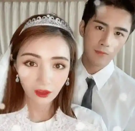 麦迪娜让姜潮帮自己充话费,"欠费金额"曝光那刻,我没听错吧_手机_明星