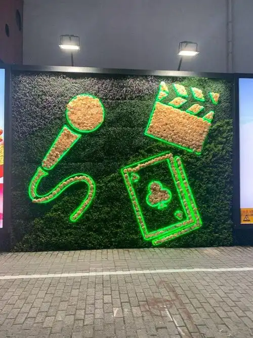 王一博生日应援墙无比壮观金主霸气又贴心其擅长的元素全有了