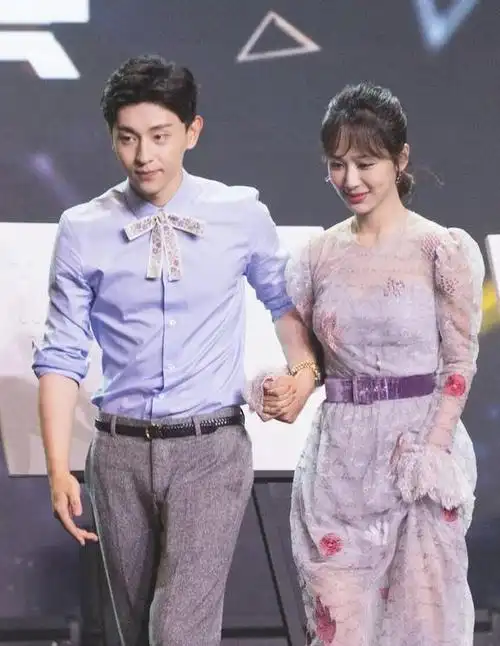 "退网"一年后,再看邓伦哪些敛财钱手段,远比你想象的高明!