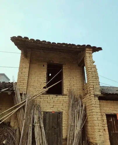 小时候玩耍的地方 只留在记忆里了 看着照片 心里说不出的滋味|老房子