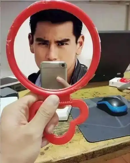 彭于晏照镜子 - 抖音