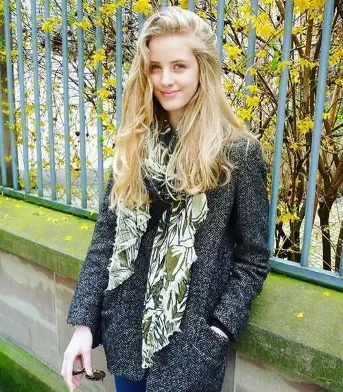 高学历高颜值,超美德国女硕士留学中国_图片新闻_东方头条