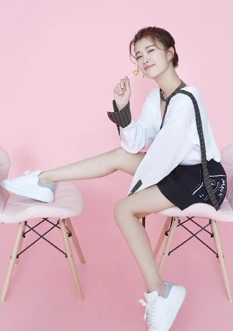 奚望:第6867期时尚潮流美图欣赏