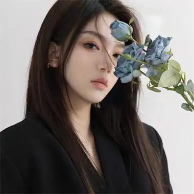 看起来超酷的优质版好看女生头像 很帅气的优质女生头像_女生头像_美