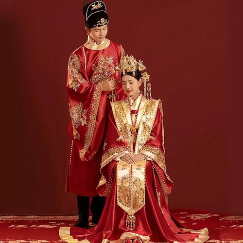 汉服明制婚服新款中式嫁衣情侣套装嫁衣婚纱秀禾服敬酒服古典礼服