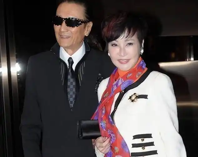 被谢贤"包养"12年,用青春换来2000万,38岁的coco如今怎么样了_狄波拉