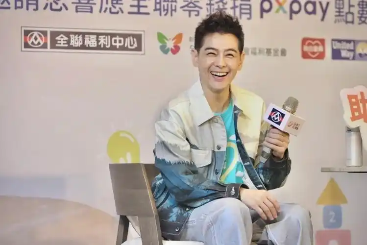 林志颖首度露出脸部伤疤,承认车祸后眼睛模糊两周,理解能力变差_腾讯