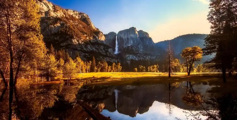 唯美秋日红色枫叶图片电脑壁纸,分辨率:1920x1200