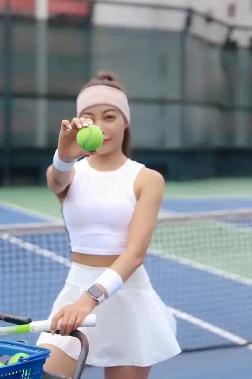 运动后真的巨舒服#微博热推大赛#作为一名网球爱好者,经常收到宝们的