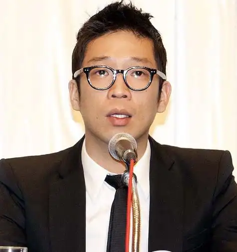 河东勋滴水之恩涌泉相报与金钟国相似的遭遇两人绝对的信任