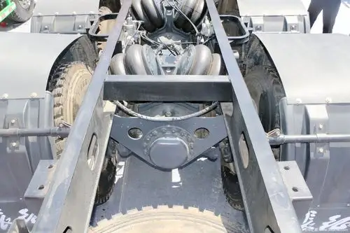 【图】长征汽车 太脱拉 350马力 6x6 越野底盘_卡车之家