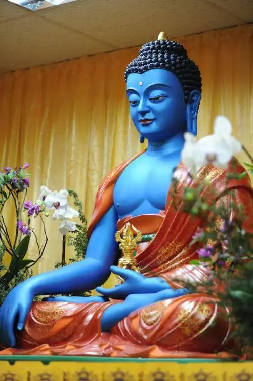 清片如动来不高图佛