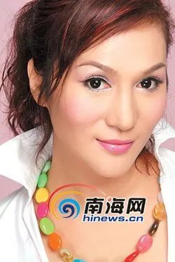 定居海口的变性艺人梦琪(资料照片)