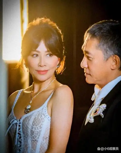 刘嘉玲和梁朝伟,这对妥妥的老夫老妻,结婚已经15年了,但他们身上依然