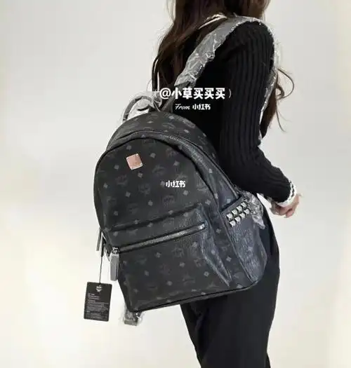 mcm黑色双肩包中小号