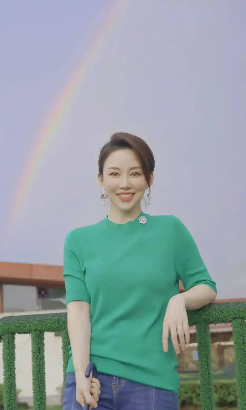 潘晓婷拍下了照片,告别了六月!