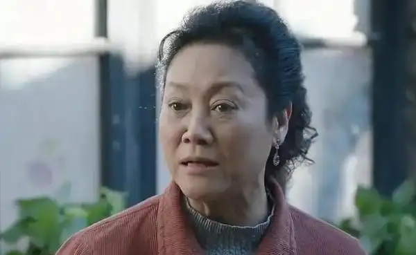 王丽云:与丈夫同居19年离婚,如今都是单身,却只能做好朋友!