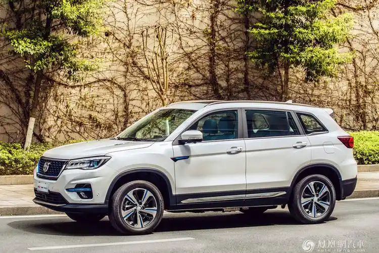 长安cs75phev国六版到店 补贴后售价17.68-20.78万元