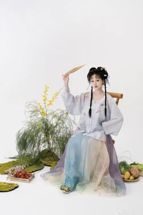 【关】 【砖】 【评】   过200,啾③位明镜少女得明镜