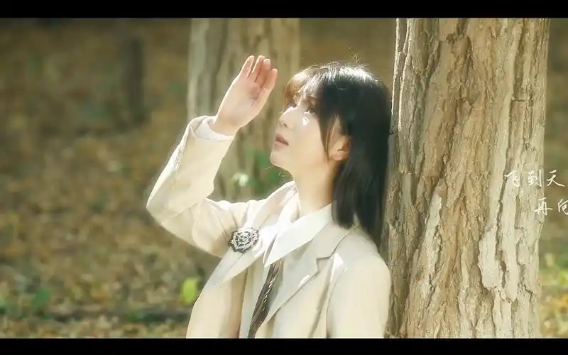 挑战在公园拍mv | 初中生的另一面 | 李昕融《当阳光散落》mv