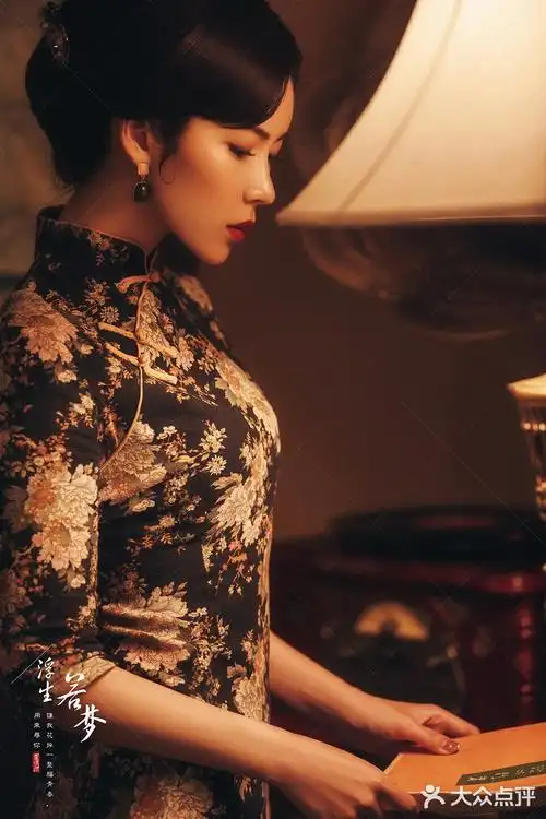 教你如何拍出既复古又妩媚的旗袍写真照惊艳你的朋友圈
