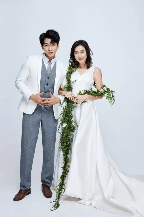 样片修图师-阿德的婚纱摄影作品《爱恋》