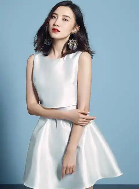 为事业分手男友,理直气壮"加入"5婚导演的小宋佳,如今被曝新恋情_陈龙