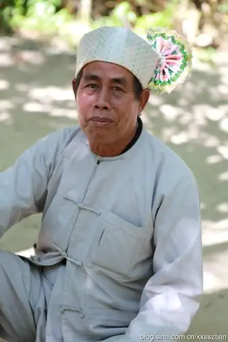 云南少数民族服饰傣族服饰特点多支系图片欣赏