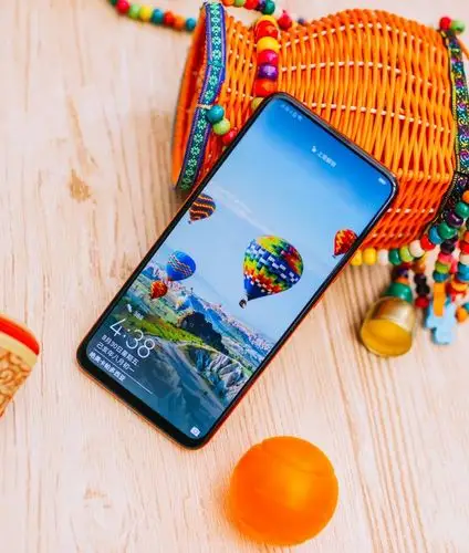 花粉速描——华为畅享10 plus如何?