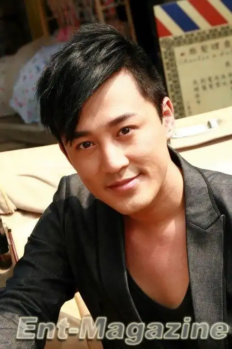 林峰这个发型怎么剪,叫什么.