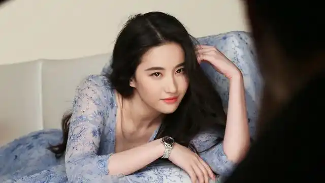 中国四大姬圈扛把子分别是郭碧晨,刘亦菲,刘心悠,俞飞鸿.