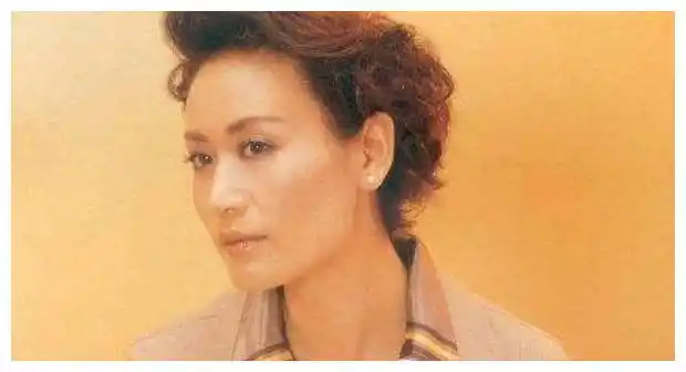 还是胡兵初恋,却出家为尼让胡兵怀念多年|胡兵|包海青|出家为尼_新浪