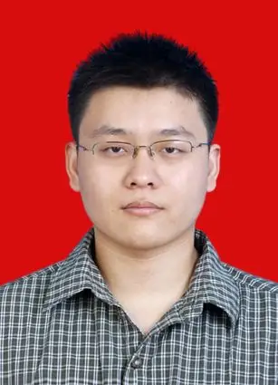 ps高手请帮忙把这张照片p成红底证件照!火急,在线等.谢谢了先