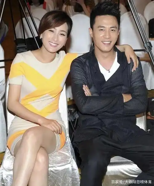 孔令辉前女友晒海边美照!穿吊带裙大秀身材,相恋11年分手已9年