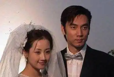 成为富豪的林依轮,他的第一任妻子是谁?_黄琏_西华_投资