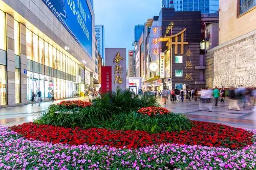 来成都,这10个地方你不能错过_春熙路