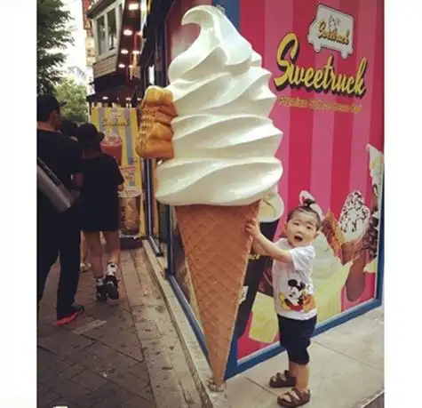 韩国小眼正太换发型 梳冲天揪包子脸似grace(组图) (2)