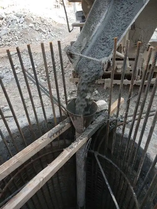 灌注桩2-0,2-1混凝土浇筑