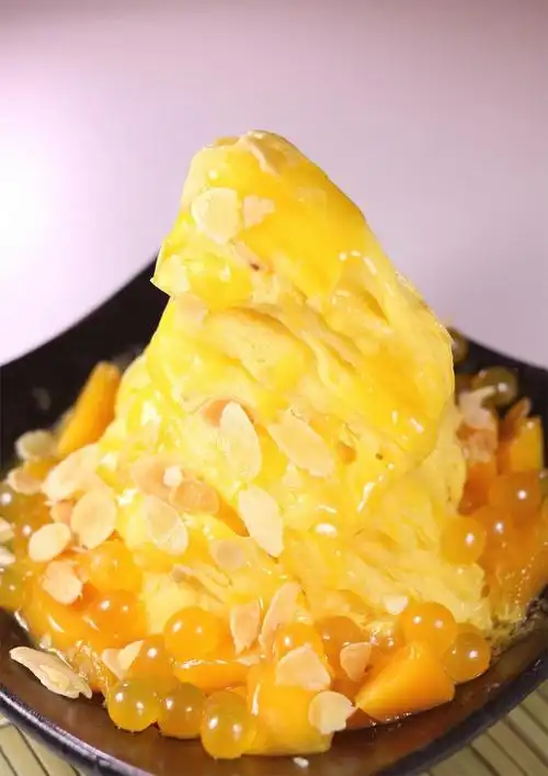 芒果雪花冰(芒果魔豆,芒果粒,杏仁片) - dessert magics photo in