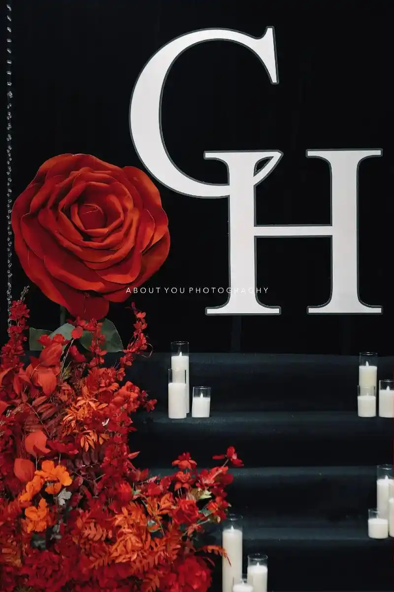 红黑色婚礼  新人的最爱  用我的全部爱呵护保护你 直到永远 - 抖音