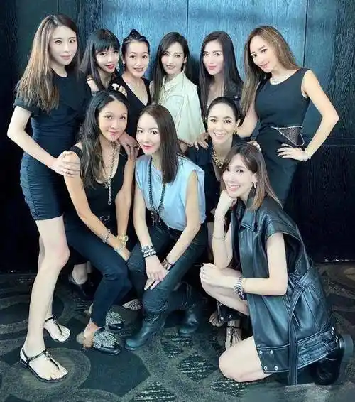 滤镜下好显嫩,集体变网红脸不敢认 王力宏|身材|辣妈|林志颖|陈若