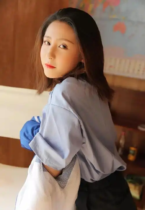 打造有吸引力的朋友圈句子(日常生活朋友圈素材)