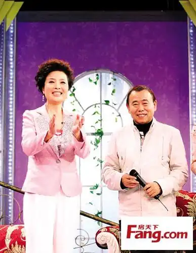 芙蓉姐姐酷似郭冬临  明星撞脸比撞衫还可怕 潘长江-----身高1.60米