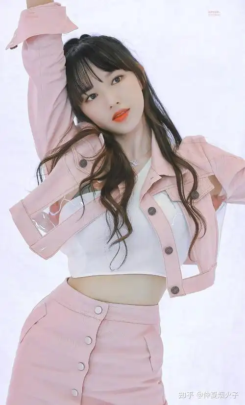 微胖天花板程潇