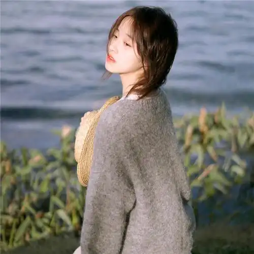 短发女生头像气质清纯唯美图片