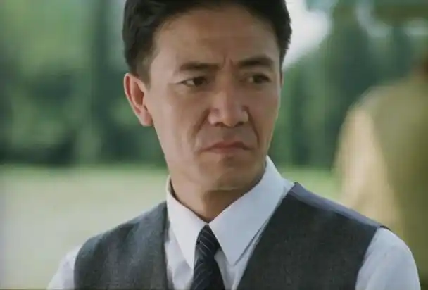 李幼斌:演技精湛,生活却头痛,与继子情深,却和亲生儿子疏离|演员|话剧